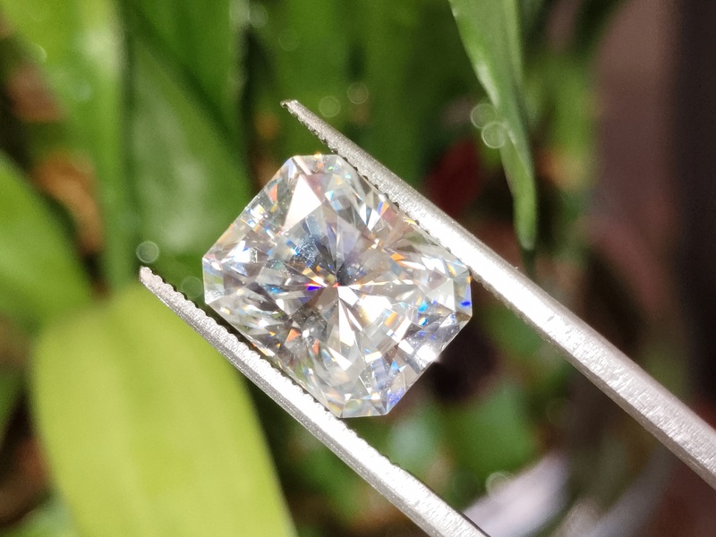 Moissanite Radiant Cut | GRA Certified Moissanite Radiant Cut | GRA Certified
